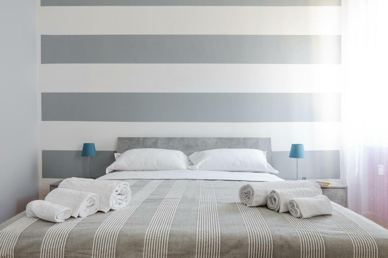 Sant'Orsola Colorful Huge Apartment Bologna Ngoại thất bức ảnh